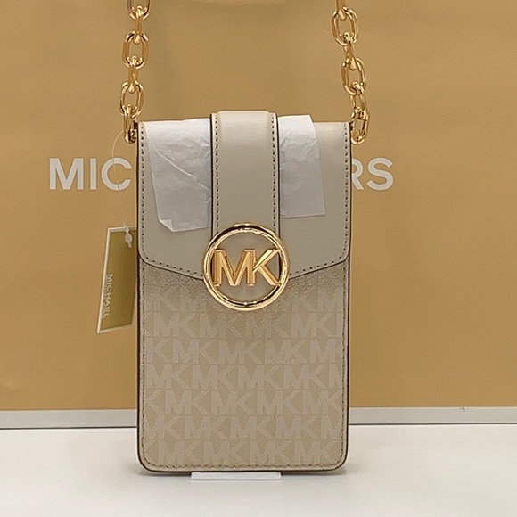 NWT MICHAEL KORS CARMEN SMALL NORTH SOUTH PHONE XBODY LIGHT SAND SIGNATU… - Picture 6 of 15